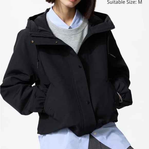 Uniqlo Jackets & Blazers - Uniqlo short parka rain jacket coat